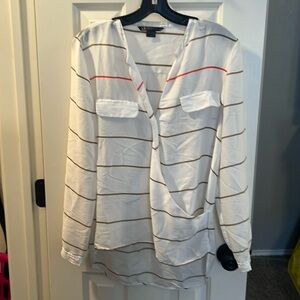 Armani Exchange white blouse size small. I will steam before delivery.
